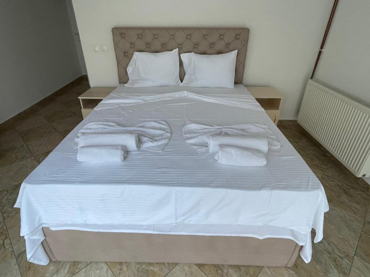 Hotel Montenegro Struga Eksteriør bilde