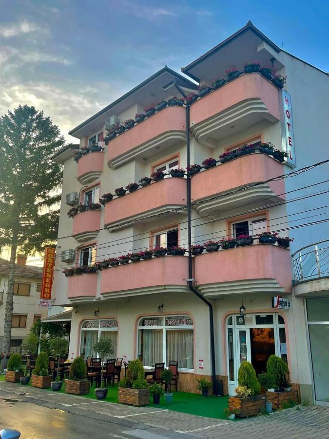 Hotel Montenegro Struga Eksteriør bilde