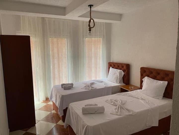 Hotel Montenegro Struga Eksteriør bilde